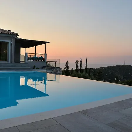 Villa Drimonari Villas *