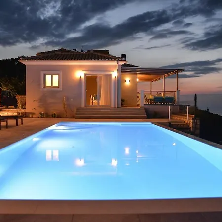 Drimonari Villas *