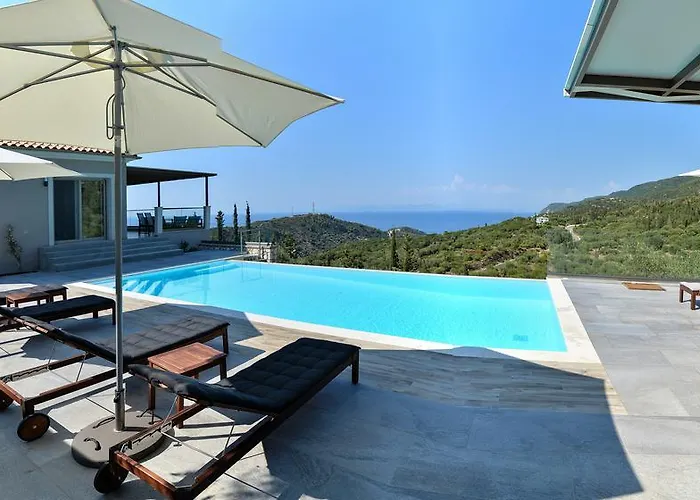 Drimonari Villa *